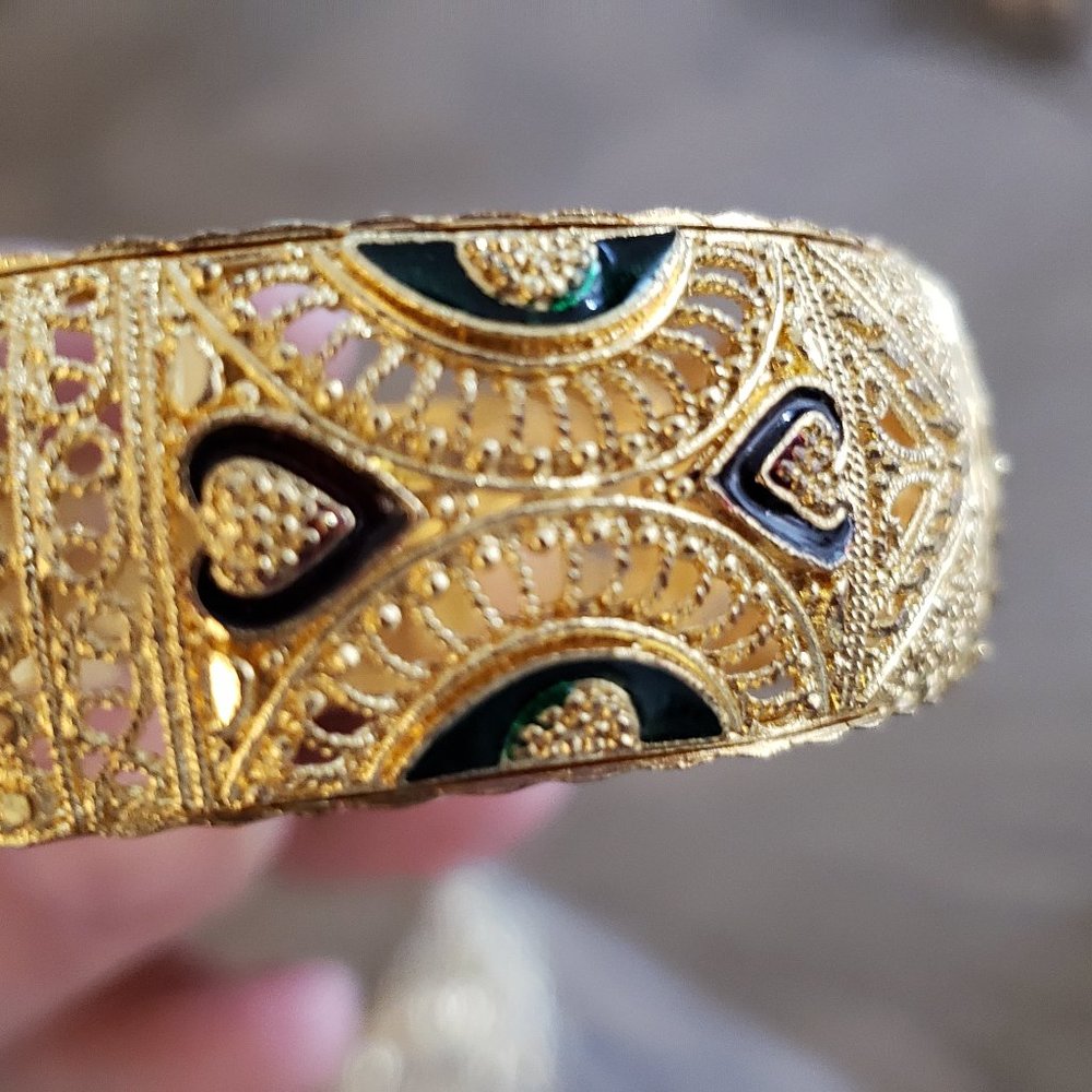 Beautiful Gold filled Bracelet ,new without tags never worn